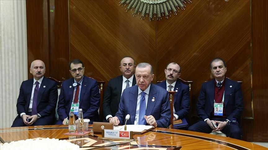 Эрдоган призвал к шагам по транспортировке туркменского газа на Запад