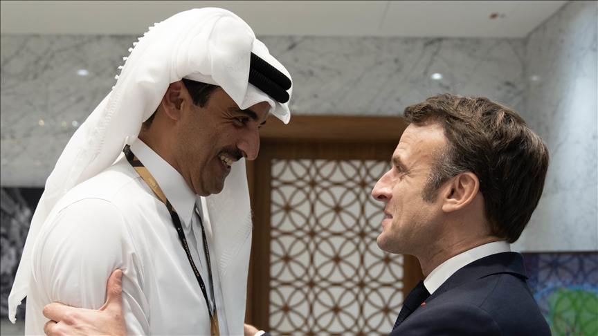Fransa Cumhurbaşkanı Macron, Katar Emiri Şeyh Temim'i Dünya Kupası organizasyonundan dolayı tebrik etti