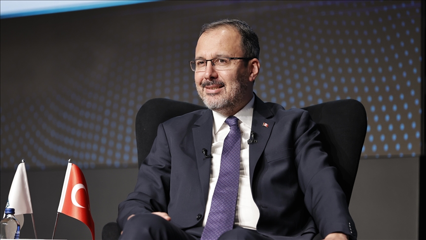 Bakan Kasapoğlu: Türkiye'de her bir branşta ilginin karşılığını bulacak mükemmel bir alt yapı var