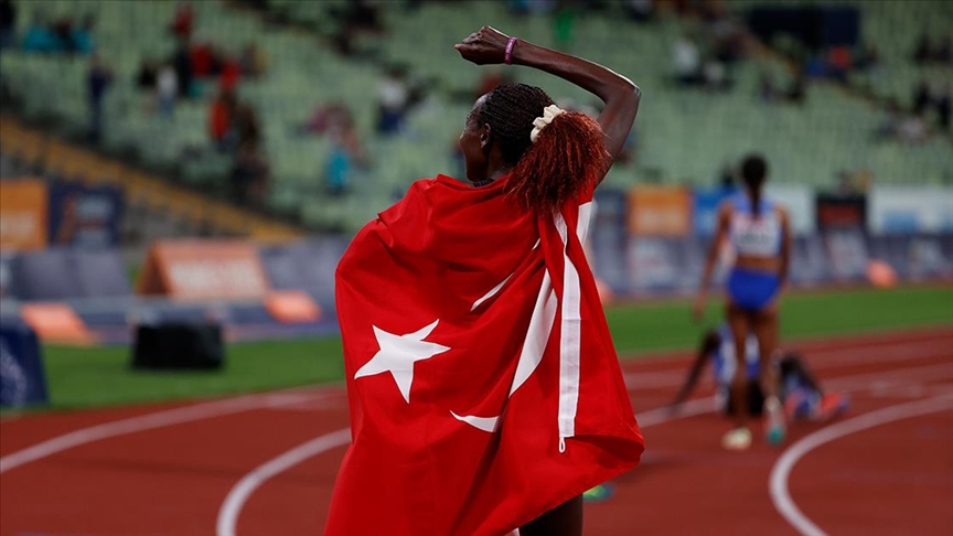 Milli atletler, 2022 sezonunda toplam 262 madalya kazandı