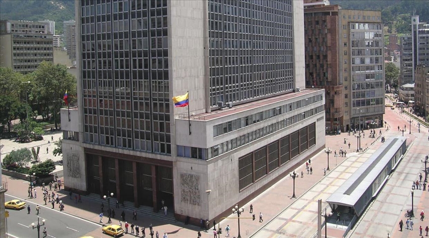 Colombia raises interest rates 100 bp to 12%