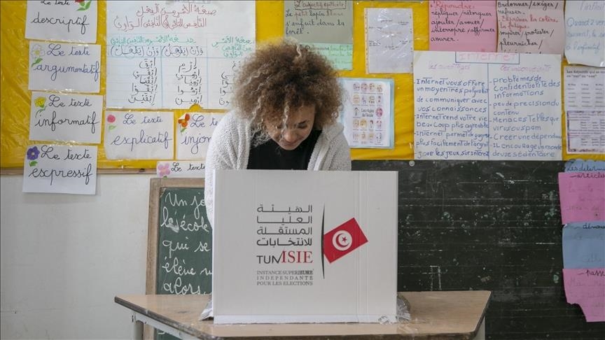 Tunisie/Législatives 2022: le taux de participation atteint 7,19 %, sept heures après le début du scrutin 