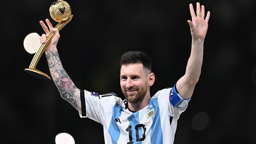 Messi plans to continue to play for Argentina