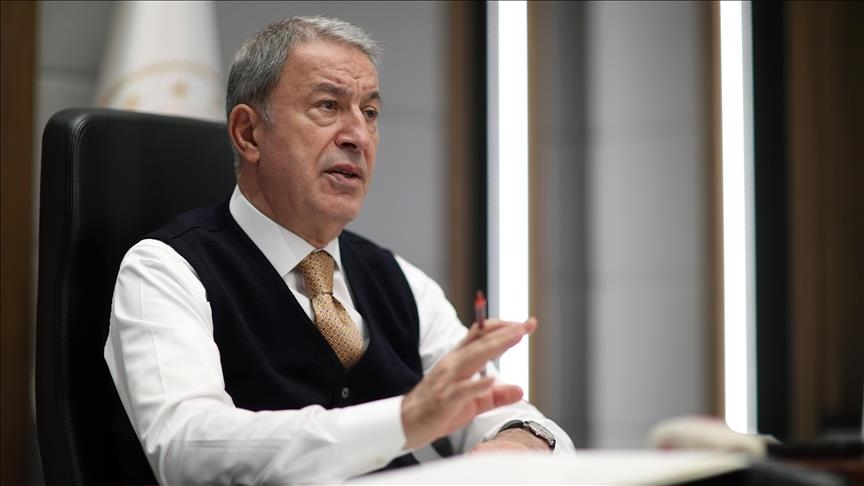 Хулуси Акар: Анкара выступает за продолжение диалога между РФ и Украиной