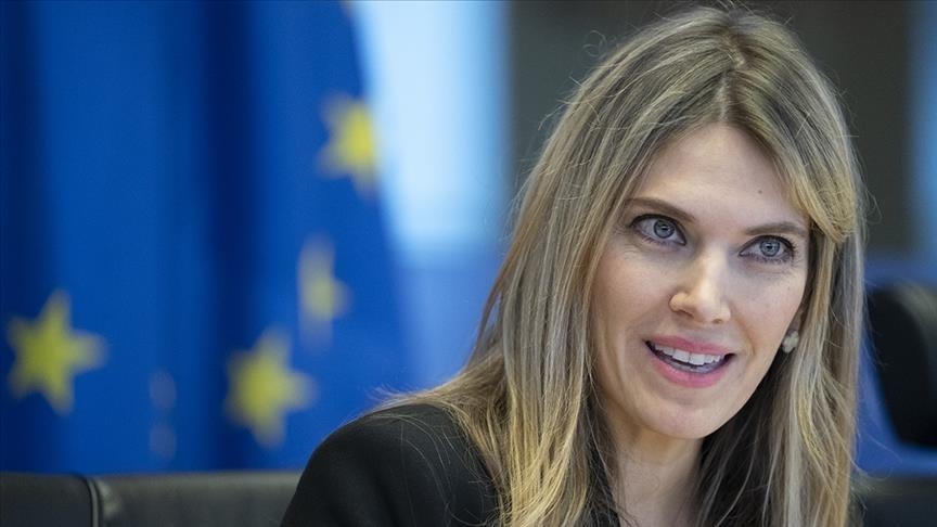 UE / Scandale de corruption : La vice-présidente du Parlement européen passe aux aveux
