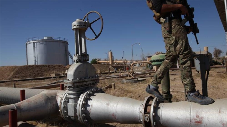 Iraq's oil revenue expected to moderate in 2023: Fitch