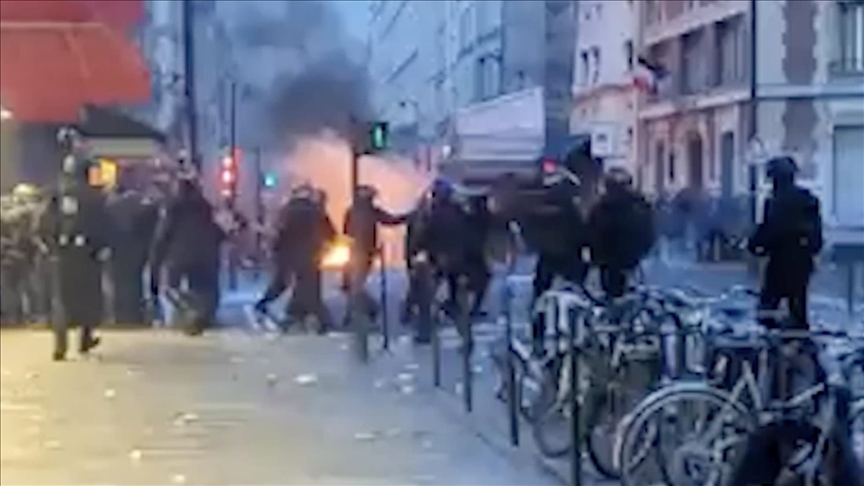 Terrorist PKK supporters clash with Paris police after shooting