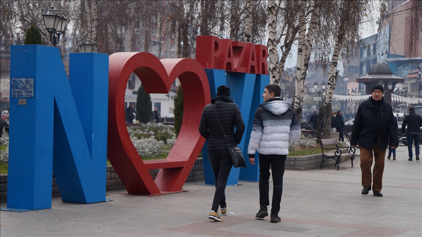 Novi Pazar: Novac opredeljen za doček Nove godine preusmeren deci bez roditelja