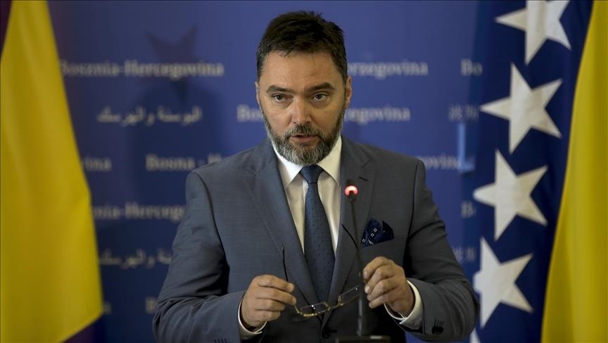 Košarac: Obezbijedti kontinuitet primjene niže carinske stope na uvoz novih električnih i hibridnih vozila