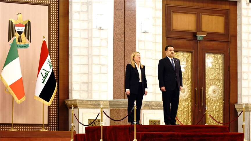 İtalya Başbakanı Meloni'nin Irak Başbakanı ile görüşmesinde İrlanda bayrağı kullanıldığı iddiası