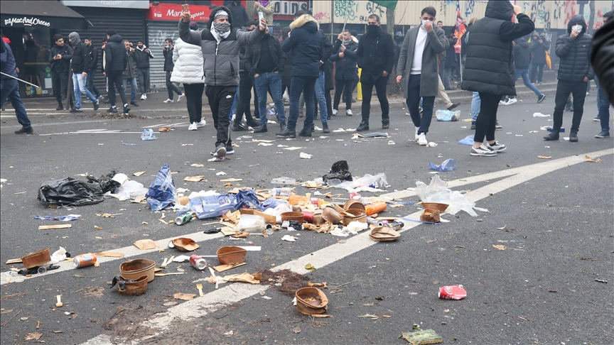 Parisians shocked as streets descend into chaos on Christmas Eve amid pro-PKK protests