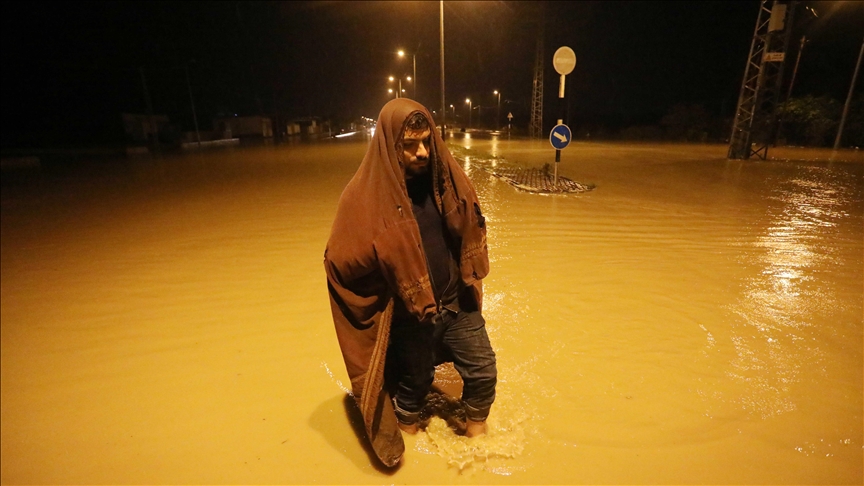 Les fortes pluies et l'ouverture des vannes des barrages par Israël ont provoqué des inondations à Gaza