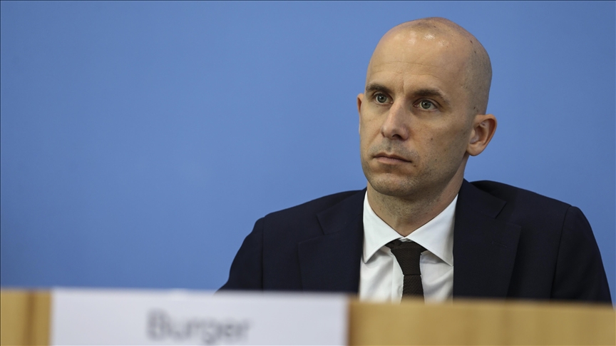 Germany urges Serbs to remove Kosovo barricades