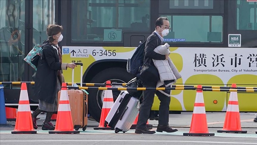 Japonya, ABD ve Hindistan, Çin'den gelen yolcular için Kovid-19 önlemlerini geri getiriyor