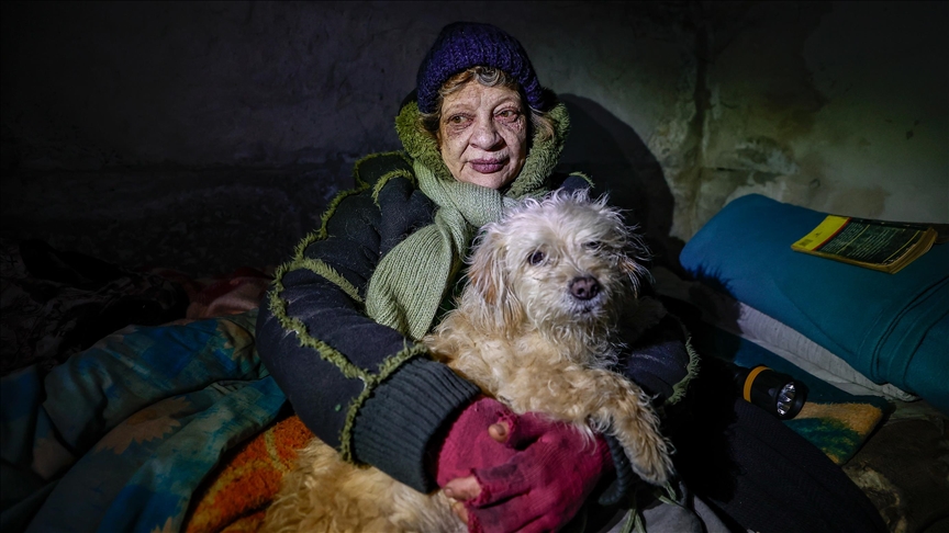 Ukrainian woman to welcome New Year in basement of destroyed apartment in Kyiv