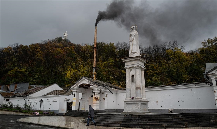 Воздушную тревогу объявили на всей территории Украины