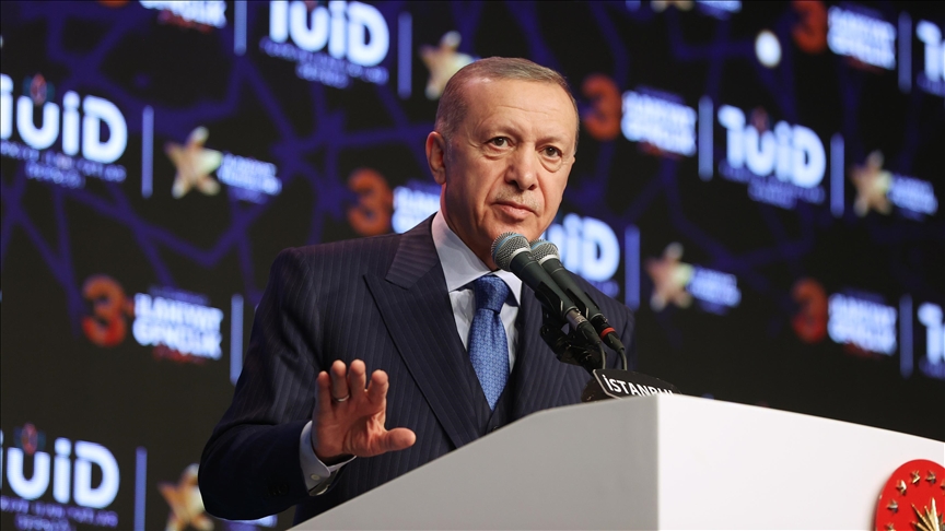 Cumhurbaşkanı Erdoğan: Ülkemize hizmet etmek isteyen gençlerimiz için devletimizin imkanlarını seferber ediyoruz