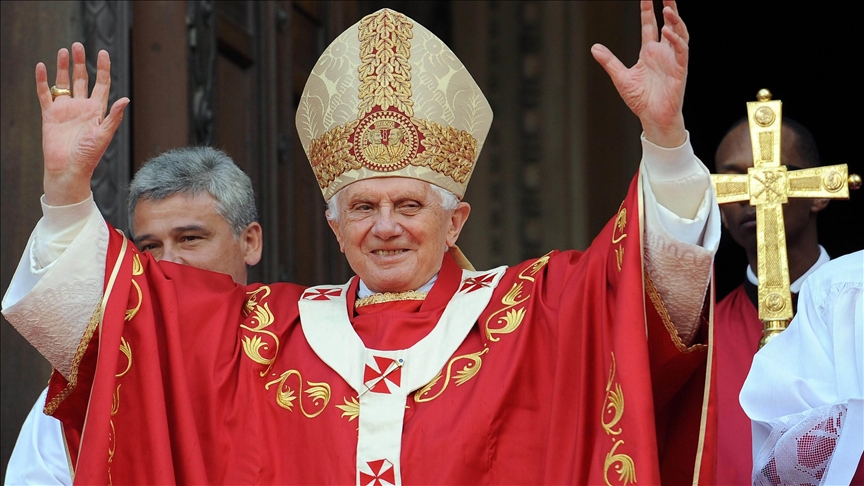 El Vaticano: Falleció el papa emérito Benedicto XVI
