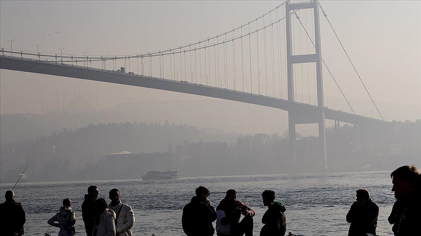 İstanbul'da yoğun sis etkili oluyor