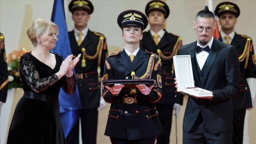 Slovakia awards football player Hamsik with order for his contributions