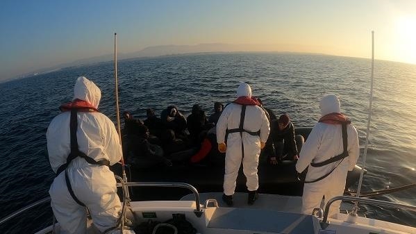 У западного побережья Турции спасены 6 нелегальных мигрантов