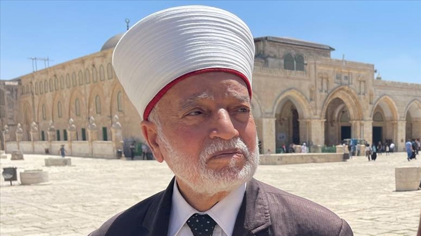 Kudüs Müftüsü, Mescid-i Aksa baskınının "bölgeyi istikrarsızlığa sürüklediğini" söyledi
