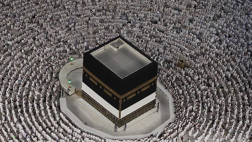 Suudi Arabistan, 2022 yılında 7 milyon kişinin umre yaptığını açıkladı