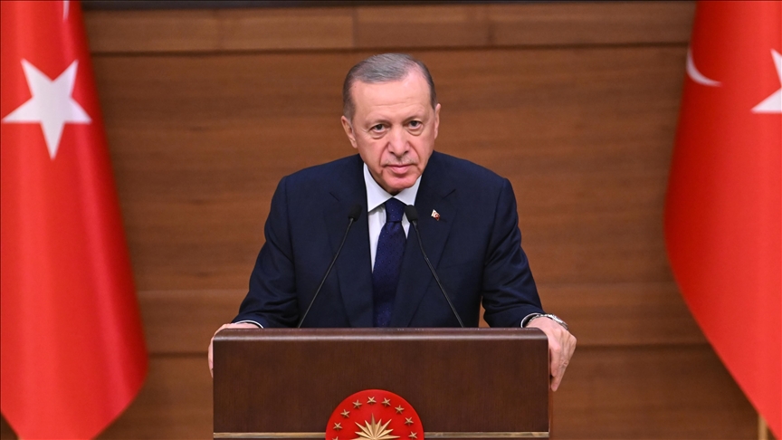 أردوغان ينتقد "المعايير المزدوجة" في الإعلام الغربي