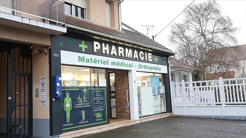 Francë, mund të duhet dy muaj për zgjidhjen e problemit për ilaçin që përmban amoksicilinë