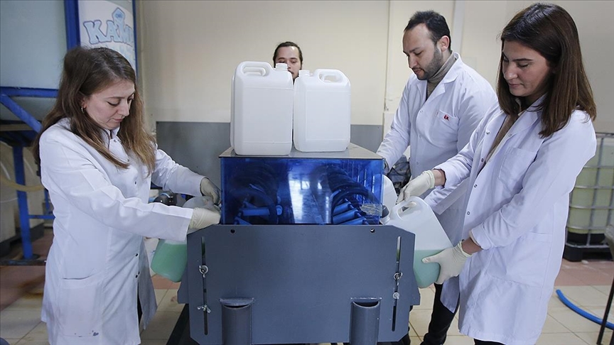 Üniversitede kurulan "Kampüs Kimya" ile 3 milyon lira ciroya ulaşıldı