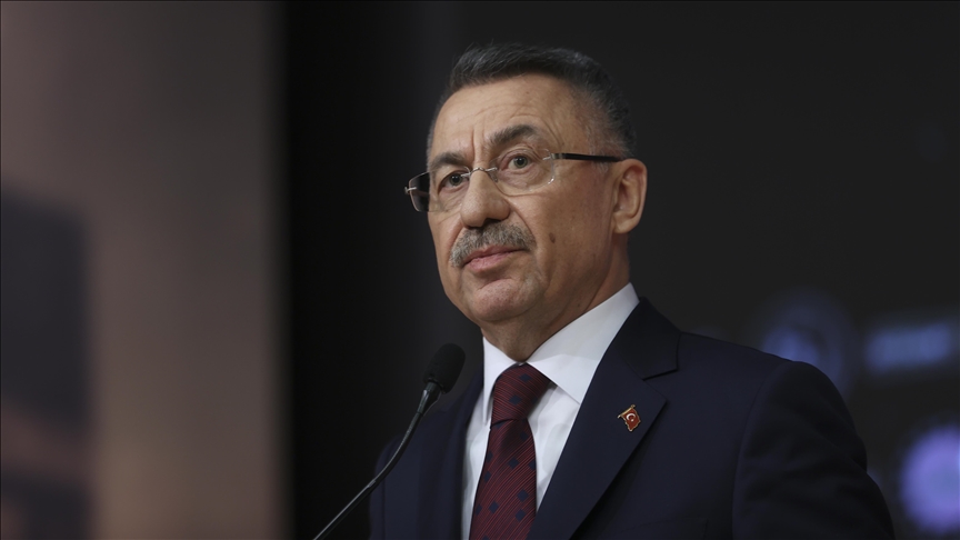 Oktay'dan Yunanistan Genelkurmay Başkanı Floros'a tepki: Bu tür fotoğraflara Türkiye müsaade etmez