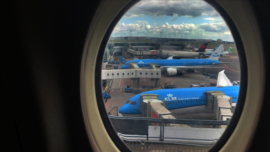 Netherlands to require travelers from China to submit negative COVID test