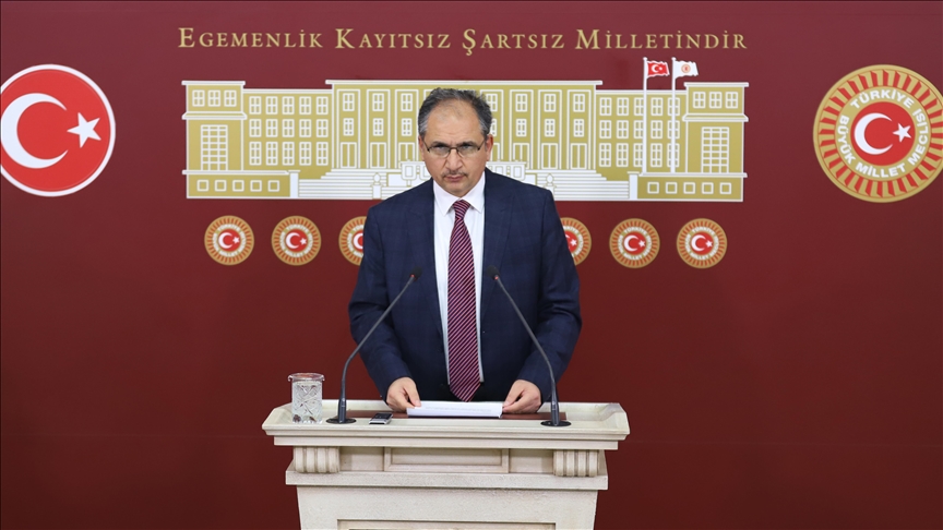 AK Parti'li Güneş: (Altılı masa) Türkiye'yi yönetecek lider mi yoksa 6 kişinin idare edeceği birini mi arıyorlar