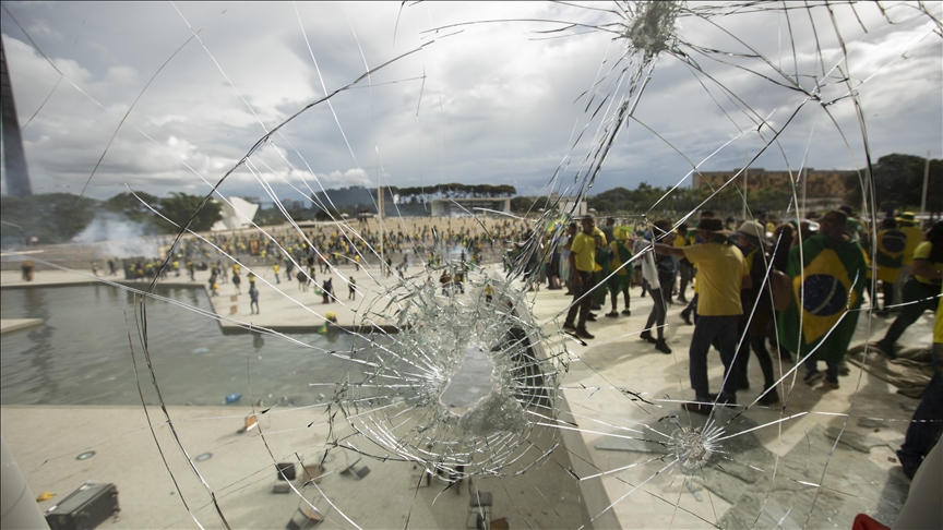 Türkiye, Brezilya'daki şiddet eylemlerini kınadı