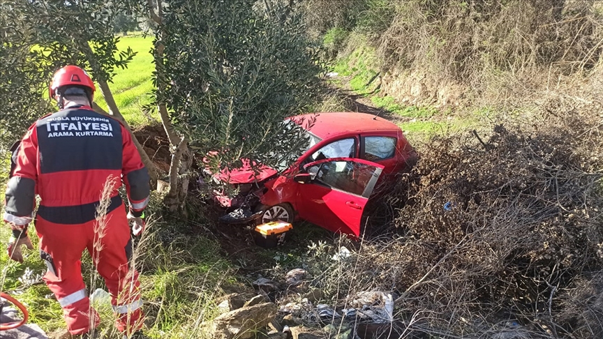 Müzisyen Hakan Yelbiz Muğla'da trafik kazasında hayatını kaybetti