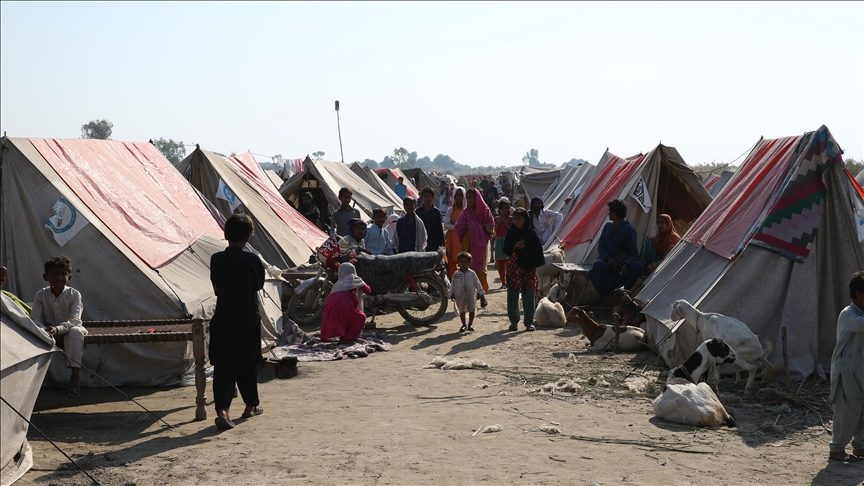 Donors pledge over $9B to help Pakistan recover from deadly floods