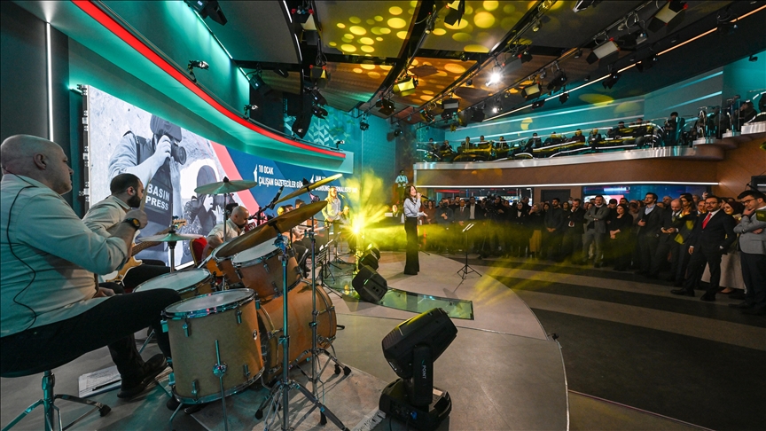 В штаб-квартире АА отметили День журналиста 