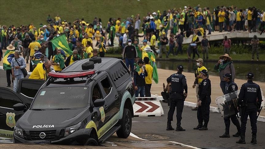 В Бразилии задержаны 1200 сторонников Болсонару 