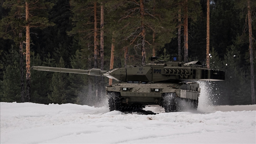 Poland to transfer Leopard tank company to Ukraine, says President Duda