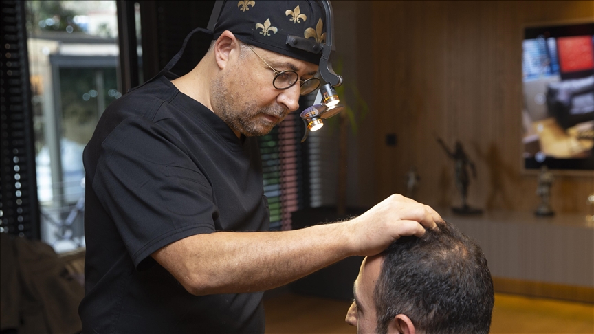 Around 1M people came to Türkiye for hair transplant last year