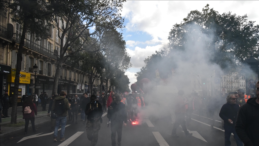 French ministers not scared of possible protests against the pension reform