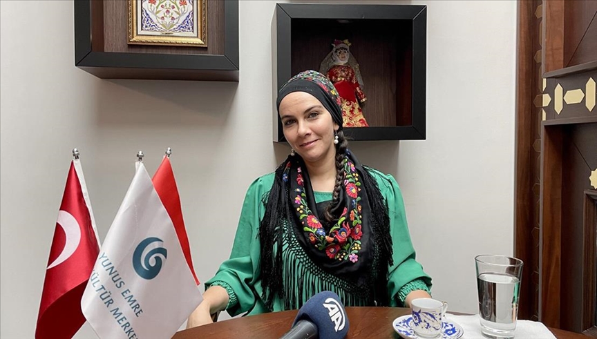 Macaristan'da sanatçı Meşi, Türk Halk Müziği'nin gönüllü elçiliğini yapıyor