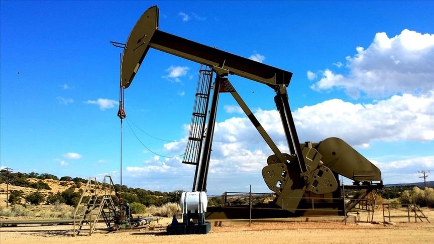 Цена на нефть Brent котируется по цене выше $83 за баррель