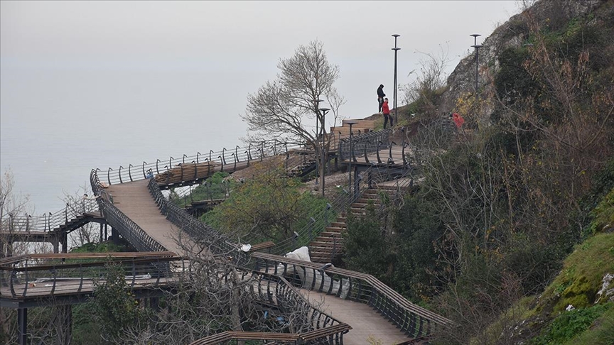 Boztepe seyir terası turistlerin uğrak noktası olmaya hazırlanıyor