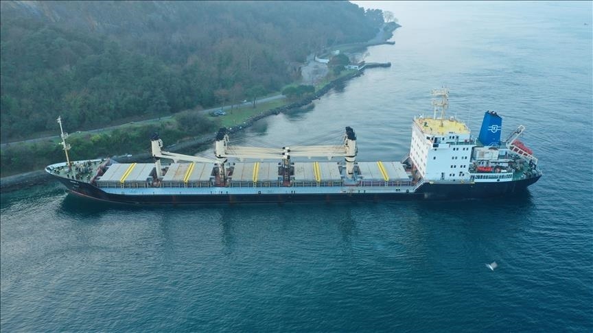 Istanbul : Le navire immobilisé dans le Bosphore a été remis à flot