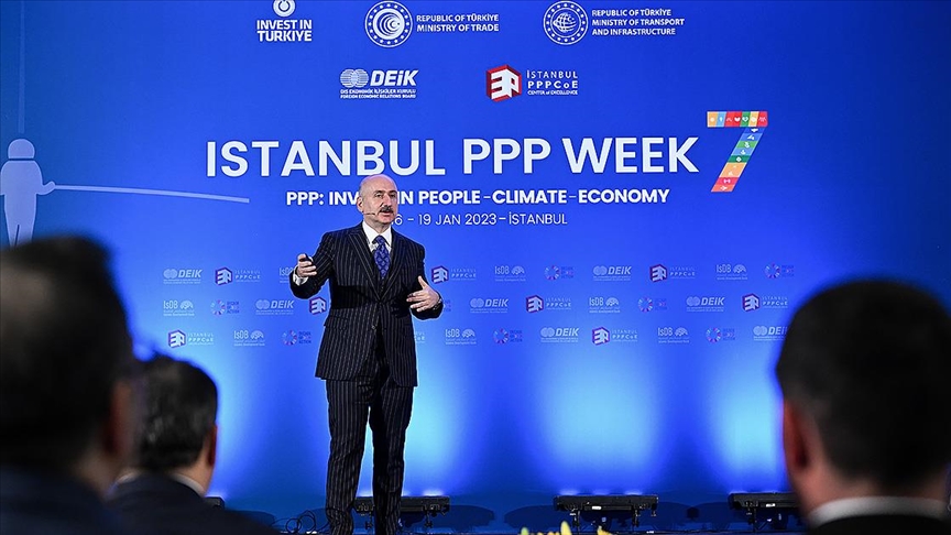 Ulaştırma ve Altyapı Bakanı Karaismailoğlu: (Altyapı projeleri) Bugün 28 milyar dolarlık tasarruf sağlıyoruz