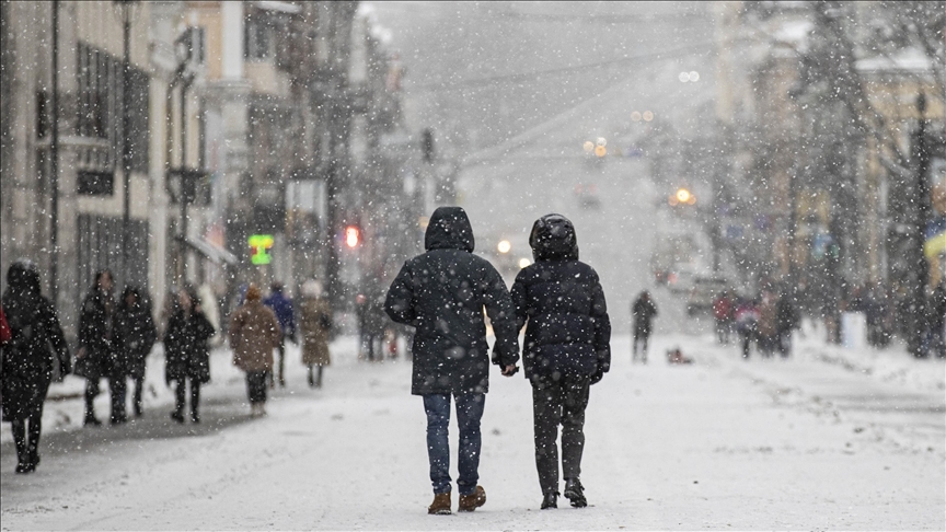 Climate change shortens snowfall duration, lessens its effects