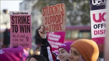 Thousands of teachers to strike in England, Wales