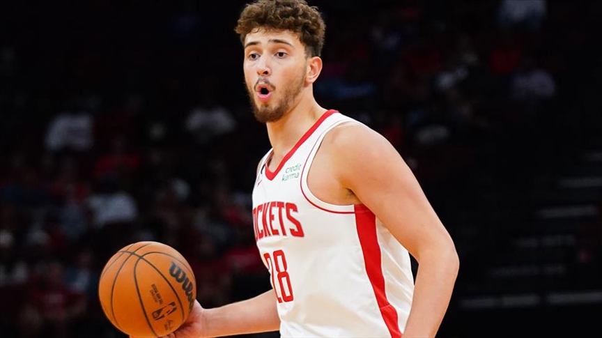 Türkiye's Sengun makes NBA history by becoming youngest center with 30 points