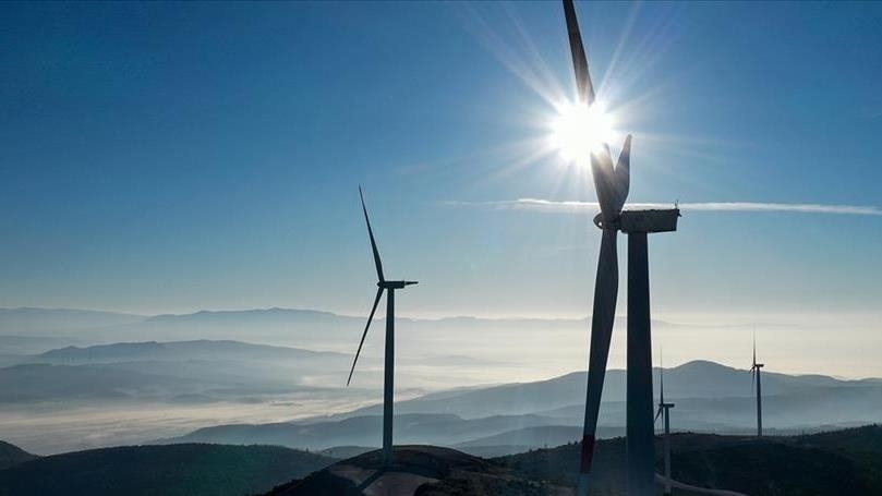 Türkiye's daily wind power generation hits all-time high on Tuesday